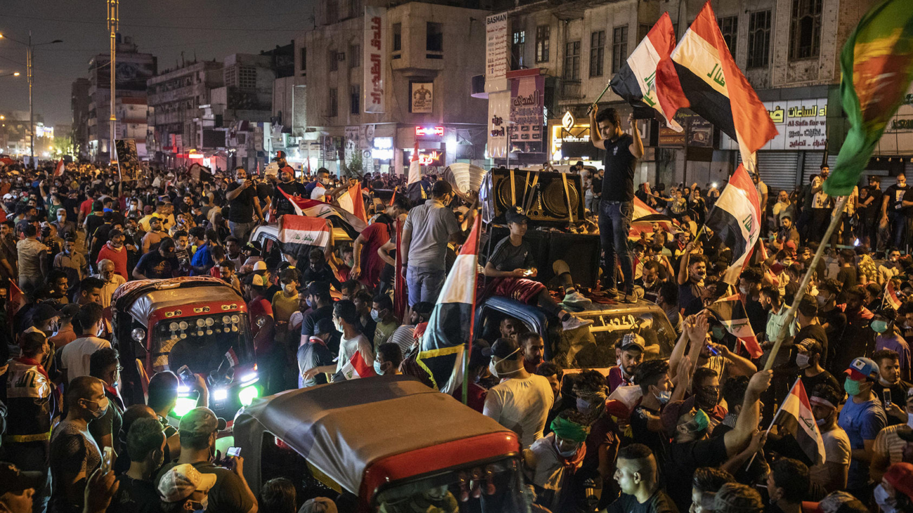 Protesters fill the streets around Tahrir Square in Baghdad on Monday, Oct. 28, 2019. (Ivor Prickett/The New York Times)